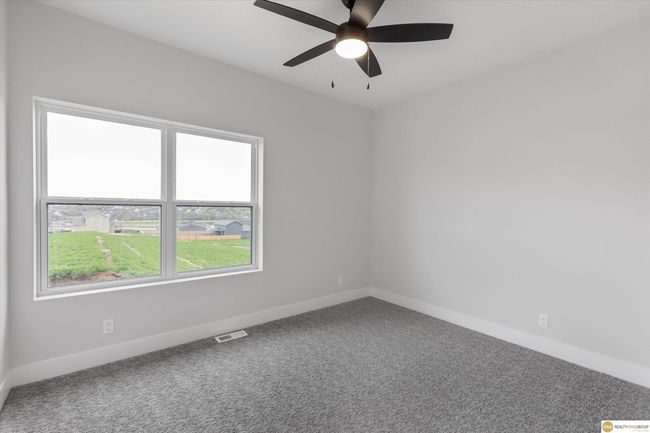 10901 N 161 St St, House other with 5 bedrooms, 4 bathrooms and 3 parking in Bennington NE | Image 24