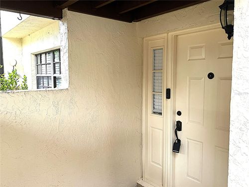 9a-956 5th St, Clermont, FL, 34711-2273 | Card Image