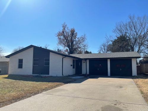 3601 Bryn Mawr Dr, Irving, TX, 75062-4594 | Card Image