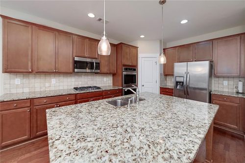 201 Meadow Branch Ln, Dallas, GA, 30157-1461 | Card Image