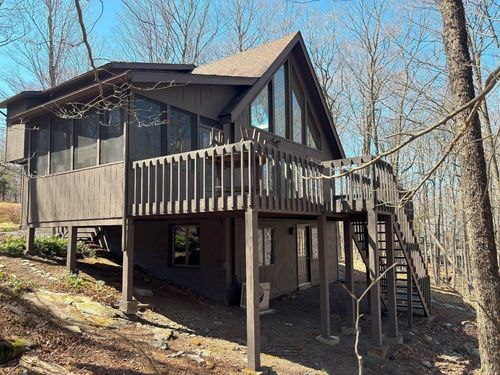 113 Mountainside Dr, Gouldsboro, PA, 18424-8799 | Card Image
