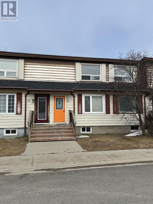 32 Mccullough St, Marathon, ON, P0T2E0 | Card Image