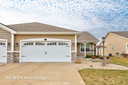 102 Tuscany Circle, Saginaw Charter Township, MI, 48603 | Card Image