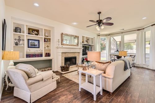 134 Fairwood Dr, Georgetown, TX, 78628-1013 | Card Image