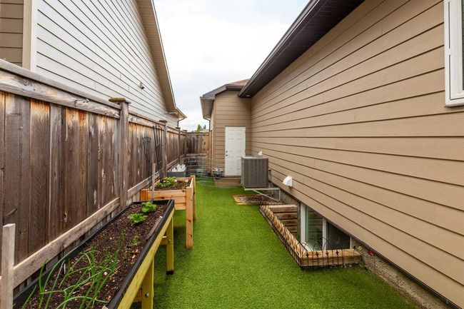 342 Sixmile Ridge S, House other with 4 bedrooms, 3 bathrooms and 4 parking in Lethbridge AB | Image 34