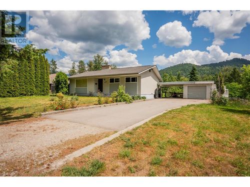 1500 3b Hwy Other, Fruitvale, BC, V0G1L1 | Card Image