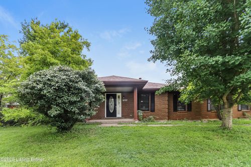 7303 Kort Way, Louisville, KY, 40220-2770 | Card Image