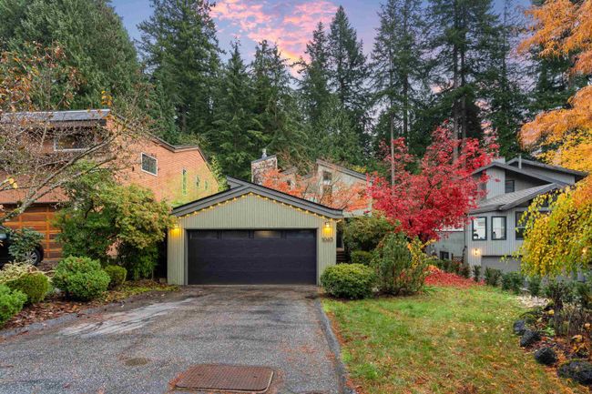 1065 Blue Grouse Way, House other with 4 bedrooms, 3 bathrooms and 4 parking in North Vancouver BC | Image 36