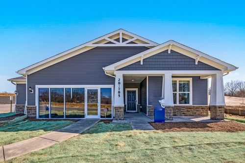 2810 Spring Cir S, Lindenhurst, IL, 60046-0147 | Card Image