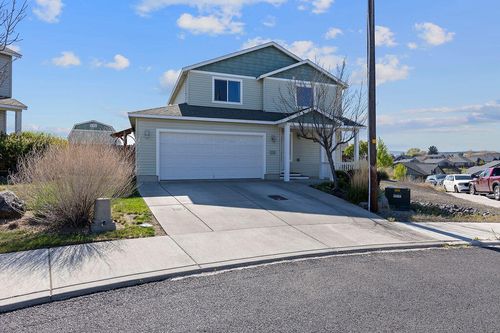 792 Ne Robin Place, Prineville, OR, 97754 | Card Image
