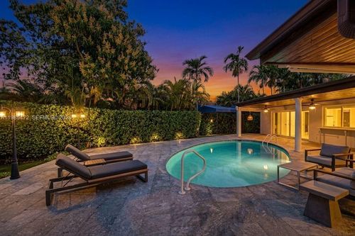 1110 Ne 100th St, Miami Shores, FL, 33138-2602 | Card Image