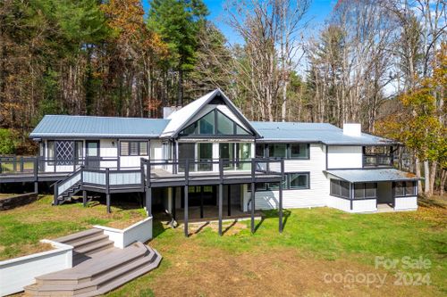 158 Glen Echo Ln, Hendersonville, NC, 28739-6486 | Card Image
