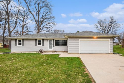 3694 N Greenwood Dr, Warsaw, IN, 46582-7737 | Card Image