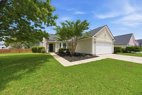2717 Palmetto Hall Blvd, Mount Pleasant, SC, 29466-8092 | Card Image