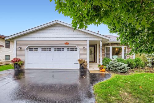 2209 Henna Ave N, Oakdale, MN, 55128-4913 | Card Image