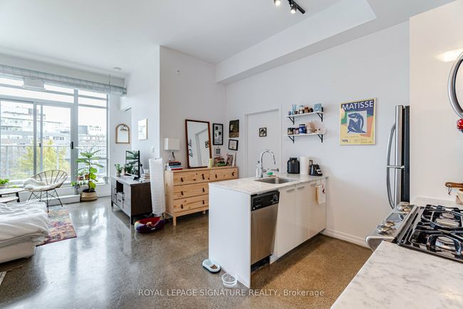 502 - 52 Sumach St, Condo with 1 bedrooms, 1 bathrooms and null parking in Toronto ON | Image 8
