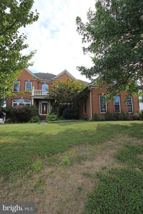 22330 Dolomite Hills Dr, ASHBURN, VA, 20148-7166 | Card Image