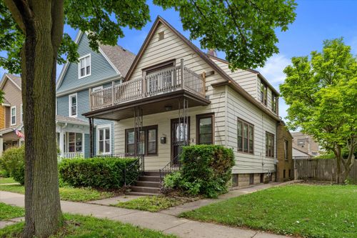 1220 E Russell Ave, Milwaukee, WI, 53207-1825 | Card Image