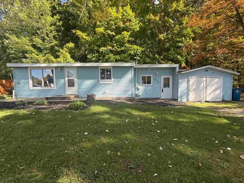 4052 N Water Road, Edenville Township, MI, 48657 | Card Image