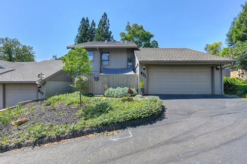 831 Auburn Ravine Rd, Auburn, CA, 95603-3815 | Card Image