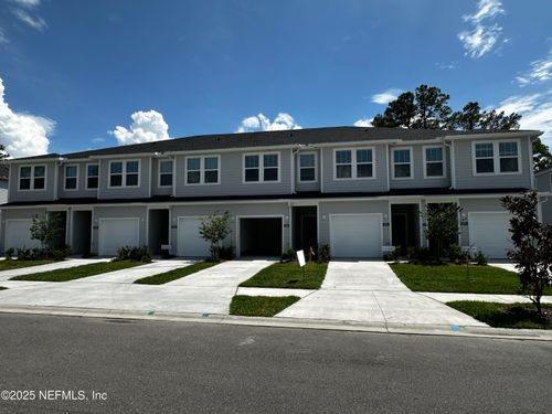 611 Holly Lakes Dr, Orange Park, FL, 32073-6800 | Card Image