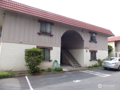 d2-15721 Ne 18th St, Bellevue, WA, 98008-2760 | Card Image