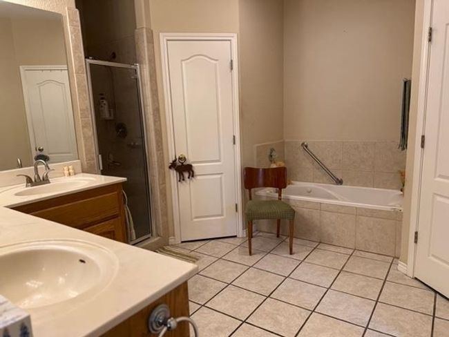 112 Penguin St, House other with 3 bedrooms, 2 bathrooms and null parking in Highland Haven TX | Image 12