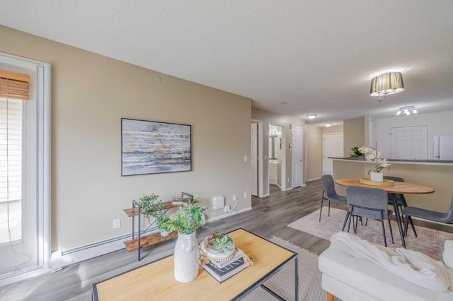 1311 - 950 Arbour Lake Rd Nw, Condo with 2 bedrooms, 1 bathrooms and 1 parking in Calgary AB | Image 4