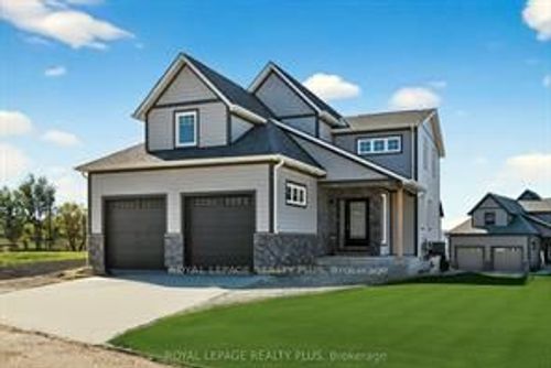 10 Magazine St, Penetanguishene, ON, L9M0W6 | Card Image