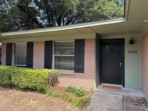 1904 Cornell Ln, Denton, TX, 76201-1716 | Card Image