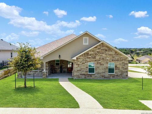 2007 Valencia Dr N, Kerrville, TX, 78028-3963 | Card Image
