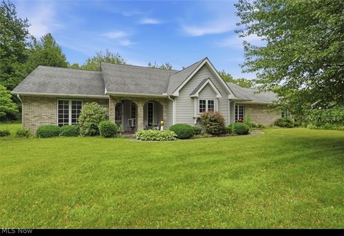 3556 Lake Rd, Conneaut, OH, 44030-3114 | Card Image