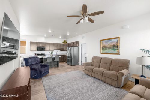 110-1650 E Ponderosa Pkwy, Flagstaff, AZ, 86001-0042 | Card Image