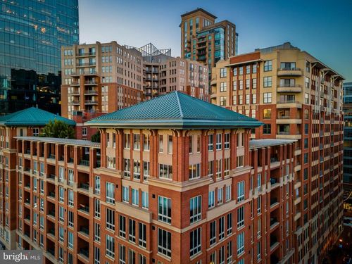 ph-802-717 President St, BALTIMORE, MD, 21202-4559 | Card Image