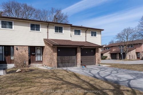 68-222 Pearson St, Oshawa, ON, L1G7C6 | Card Image