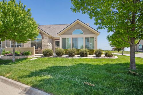 203-3305 Se Glenstone Dr, Grimes, IA, 50111-5076 | Card Image