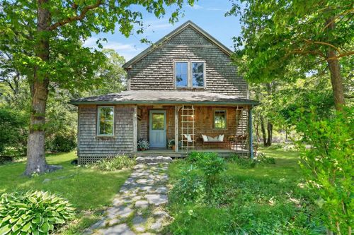 4 Rock Pond Rd, West Tisbury, MA, 02575-5456 | Card Image