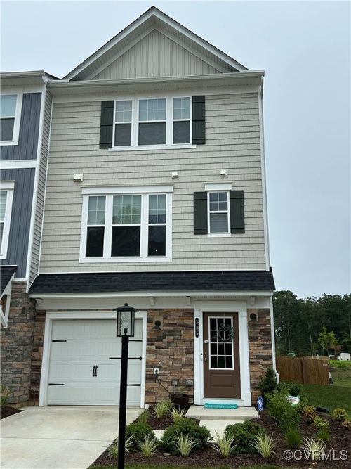 585 Rivanna Hill Rd, Glen Allen, VA, 23060-4041 | Card Image