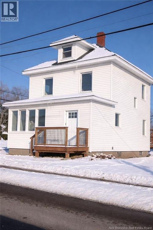 487 High St, Moncton, NB, E1C6E3 | Card Image