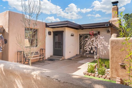 51-329 Calle Loma Norte, Santa Fe, NM, 87501 | Card Image