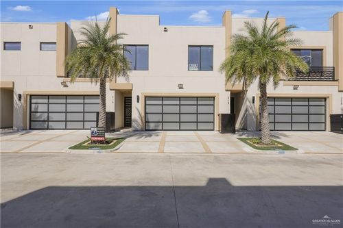 216 Canary Ave, McAllen, TX, 78504-6876 | Card Image