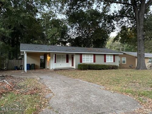 205 Holly Dr, Natchez, MS, 39120-4810 | Card Image