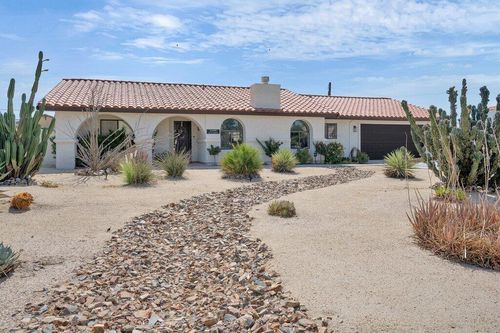 42680 Glass Dr, Bermuda Dunes, CA, 92203-1468 | Card Image