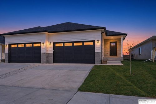 11755 S 125th St, Papillion, NE, 68046-5139 | Card Image