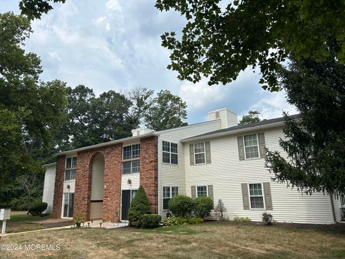 81 Seattle Ct, Freehold, NJ, 07728-3610 | Card Image