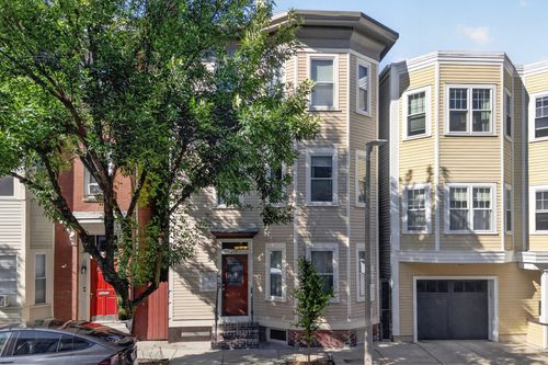 2-472 E 3rd St, Boston, MA, 02127-1790 | Card Image