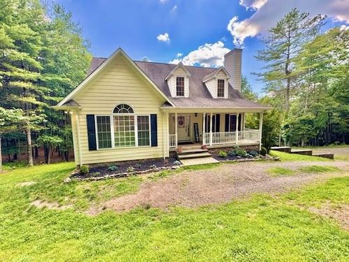 619 Maplewood Dr, Galax, VA, 24333-4461 | Card Image