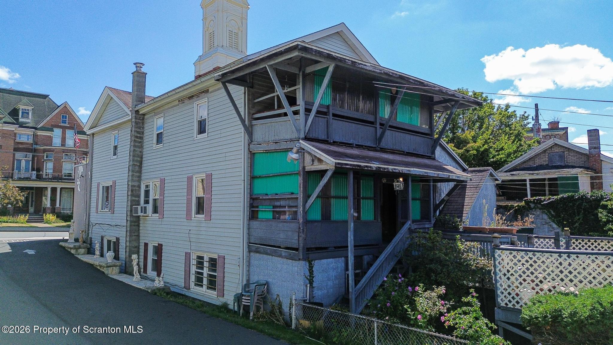 Residential Income in Carbondale 5