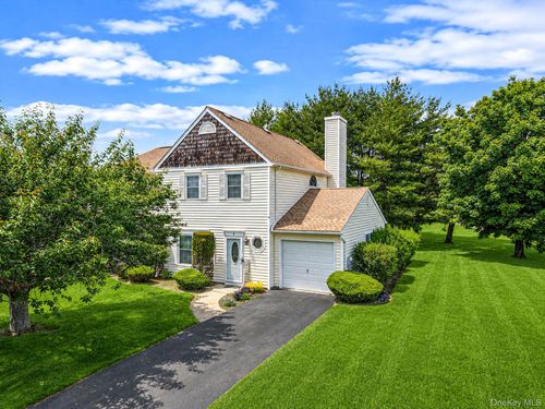 1 Thrush Path, Coram, NY, 11727-2158 | Card Image