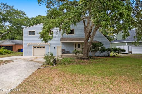 31 Augusta Dr, Oak Island, NC, 28465-8310 | Card Image